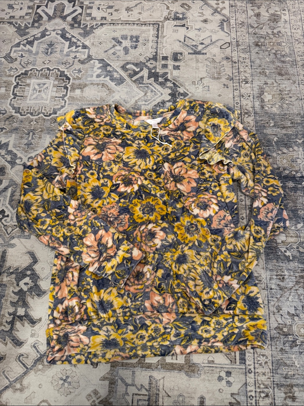 LC Lauren Conrad Floral Velour Ruffle Shoulder Sweatshirt Medium